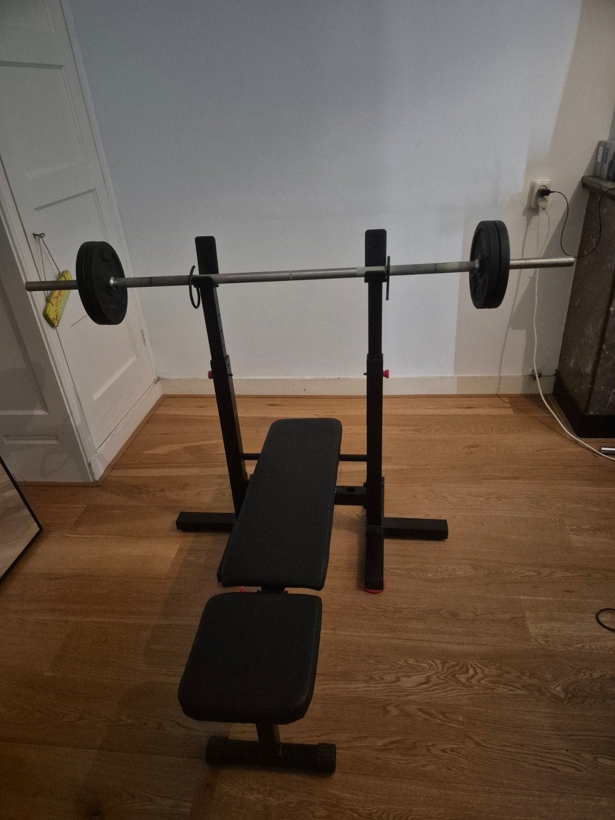 Decathlon Corength Bench Press Fold + Halterstang/gewichten, Ophalen, Zo goed als nieuw, Fitnessbank