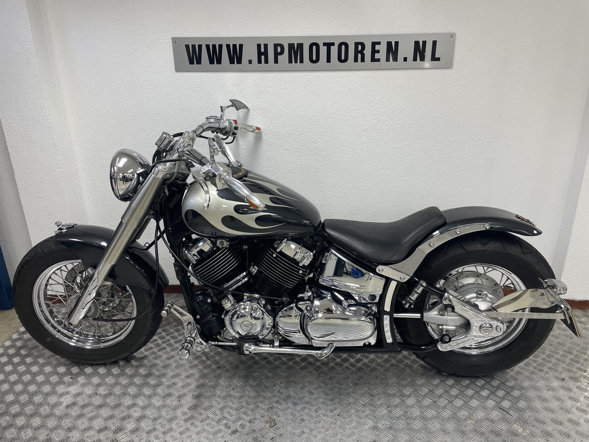 Yamaha XVS 650 A DRAGSTAR DRAG STAR CLASSIC SPECIAL BOVAG, Motoren, Info@yamaha-motor.eu, Koolhovenlaan 101
1119 NC  Schiphol-Rijk, NL