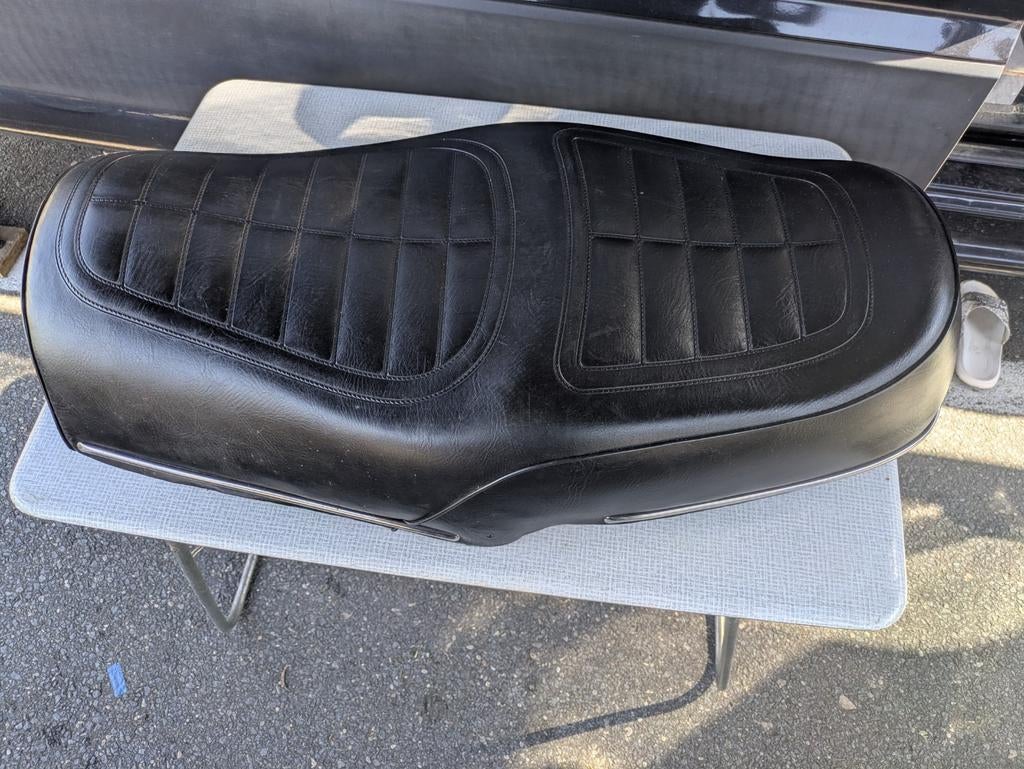 Honda gl1000 zitbank zadel., Motoren, Onderdelen | Honda, Ophalen of Verzenden, Gebruikt