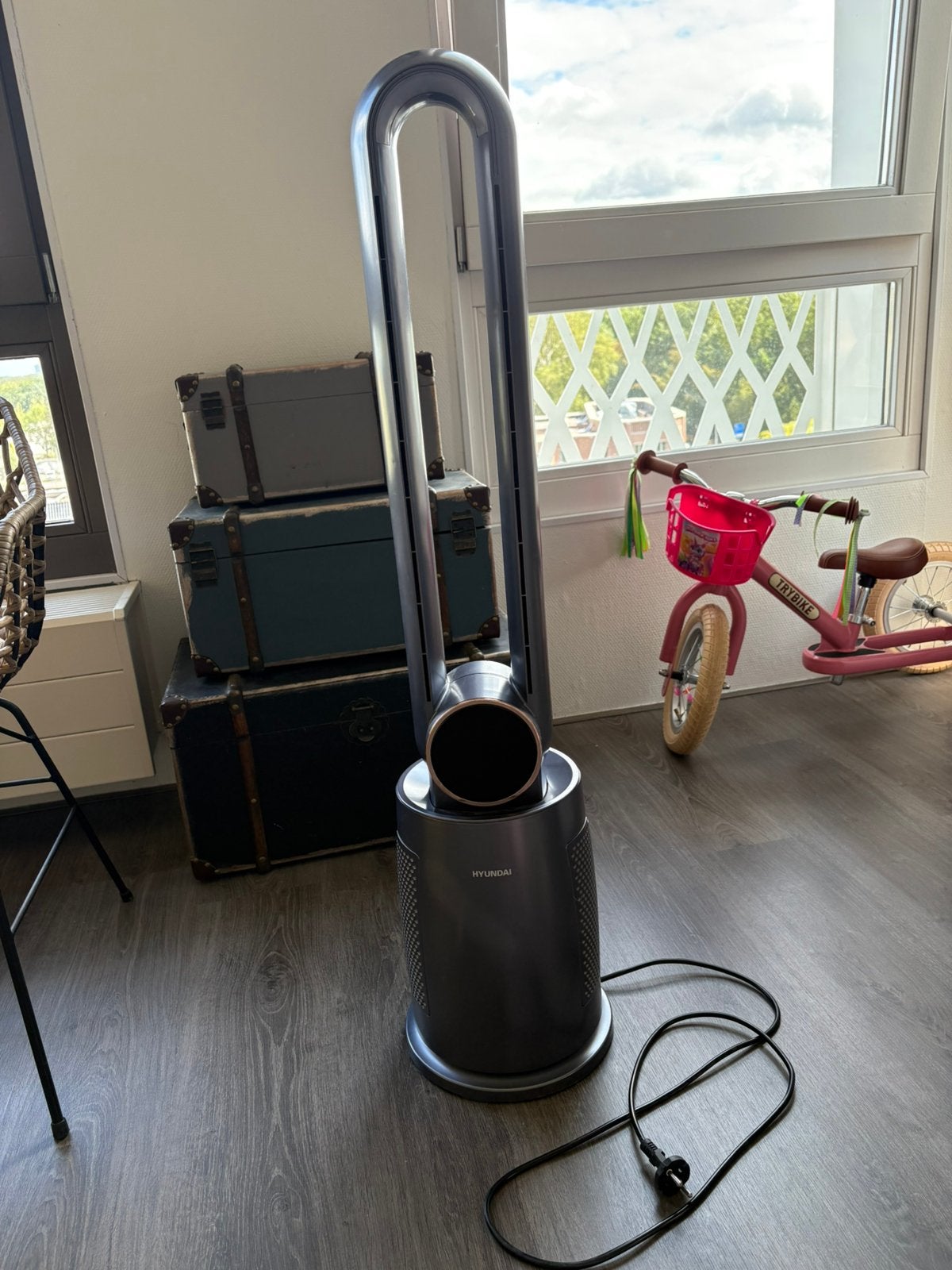 Hyundai bladloze staande ventilator FFBI-308CNK2A, Witgoed en Apparatuur, Ventilatoren, Ophalen, Zo goed als nieuw