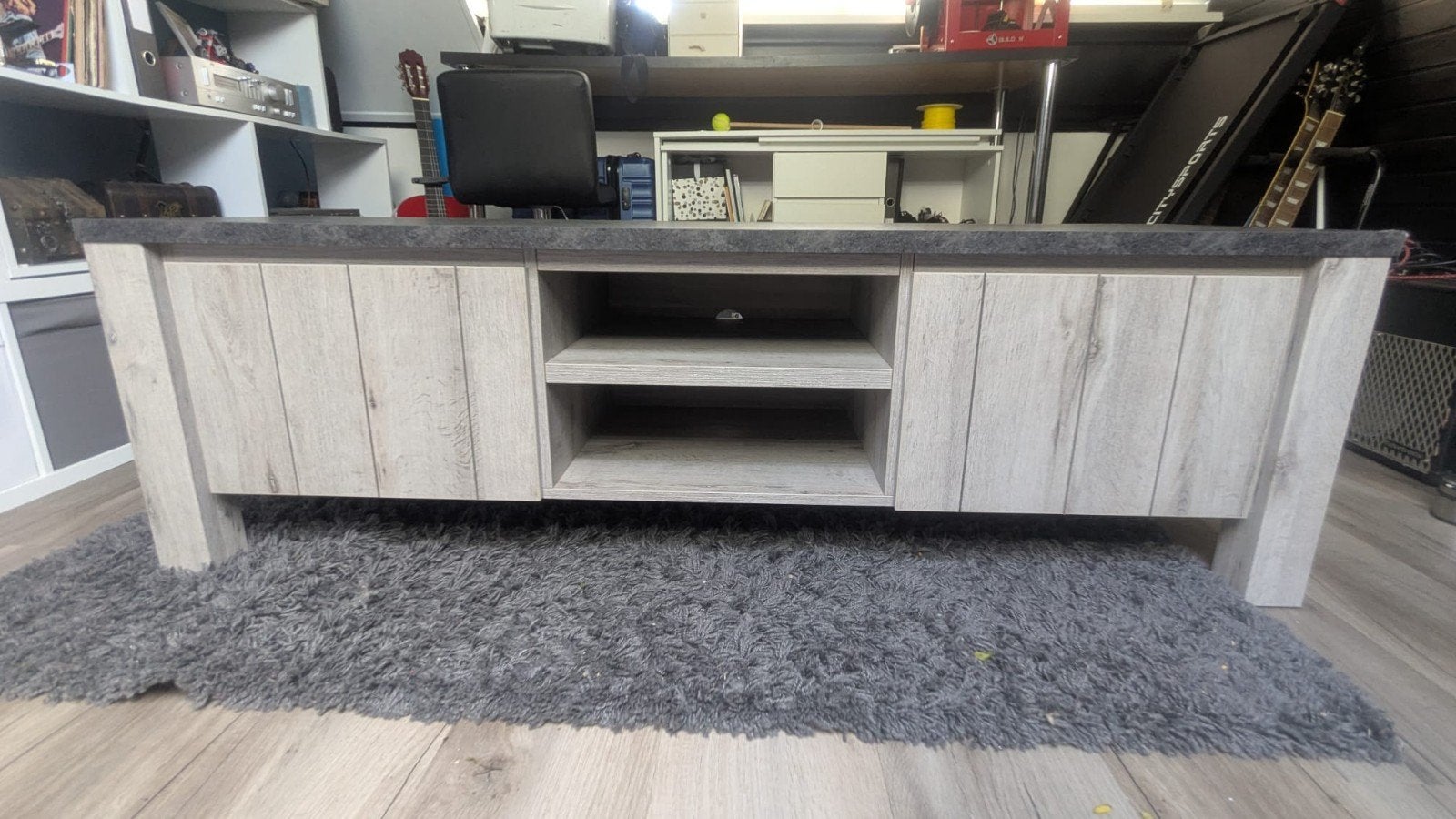 TV-meubel Jens Leen Bakker - betonlook, Ophalen, Overige materialen, Gebruikt, 150 tot 200 cm
