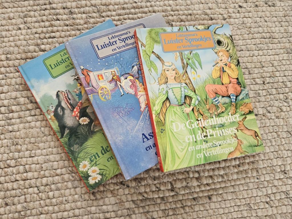 Lekturama sprookjes luisterboeken en CD's, Boeken, Ophalen, Zo goed als nieuw, Lekturama