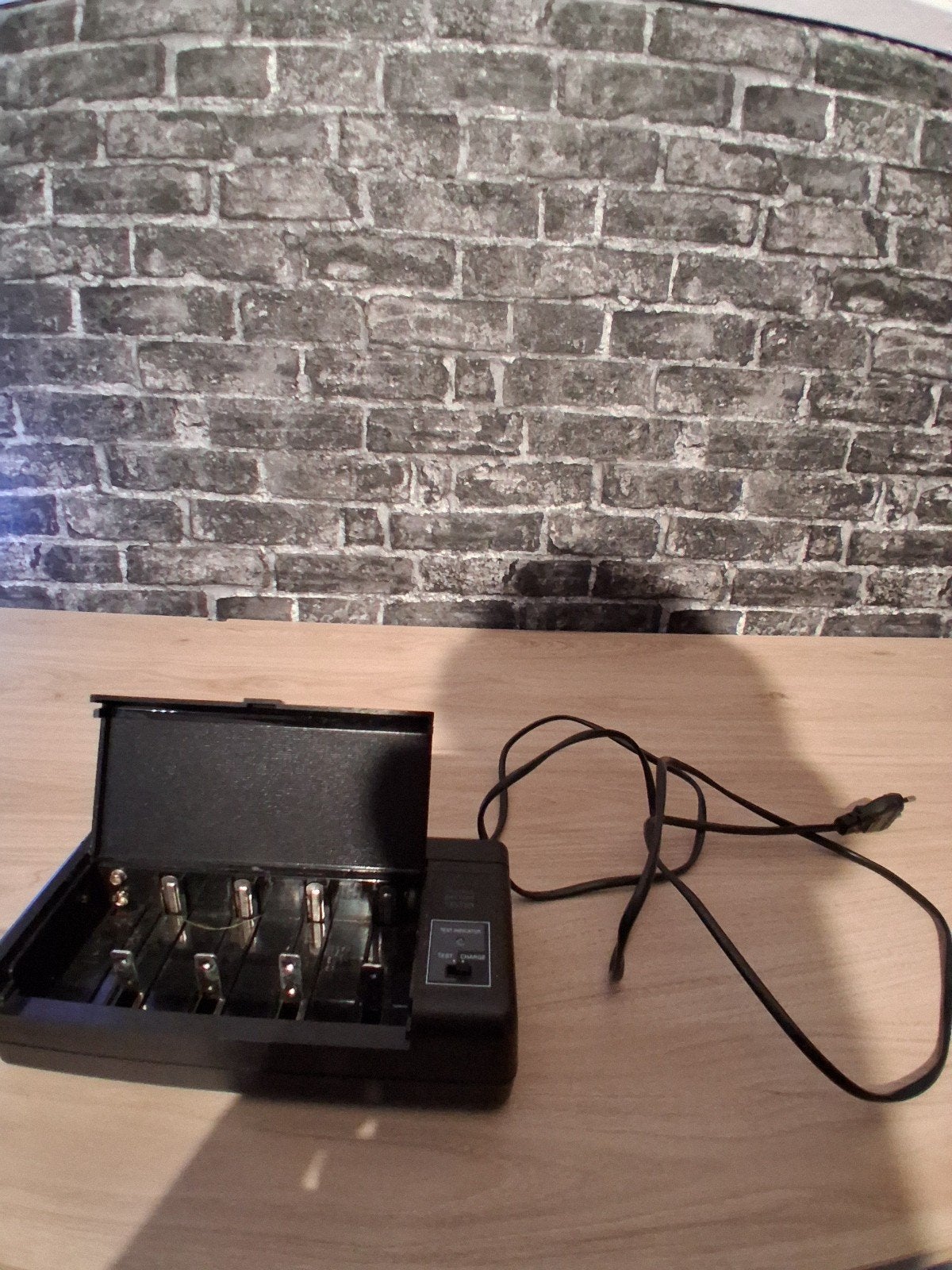Batterijen oplader Philips, Audio, Tv en Foto, Ophalen of Verzenden, Zo goed als nieuw