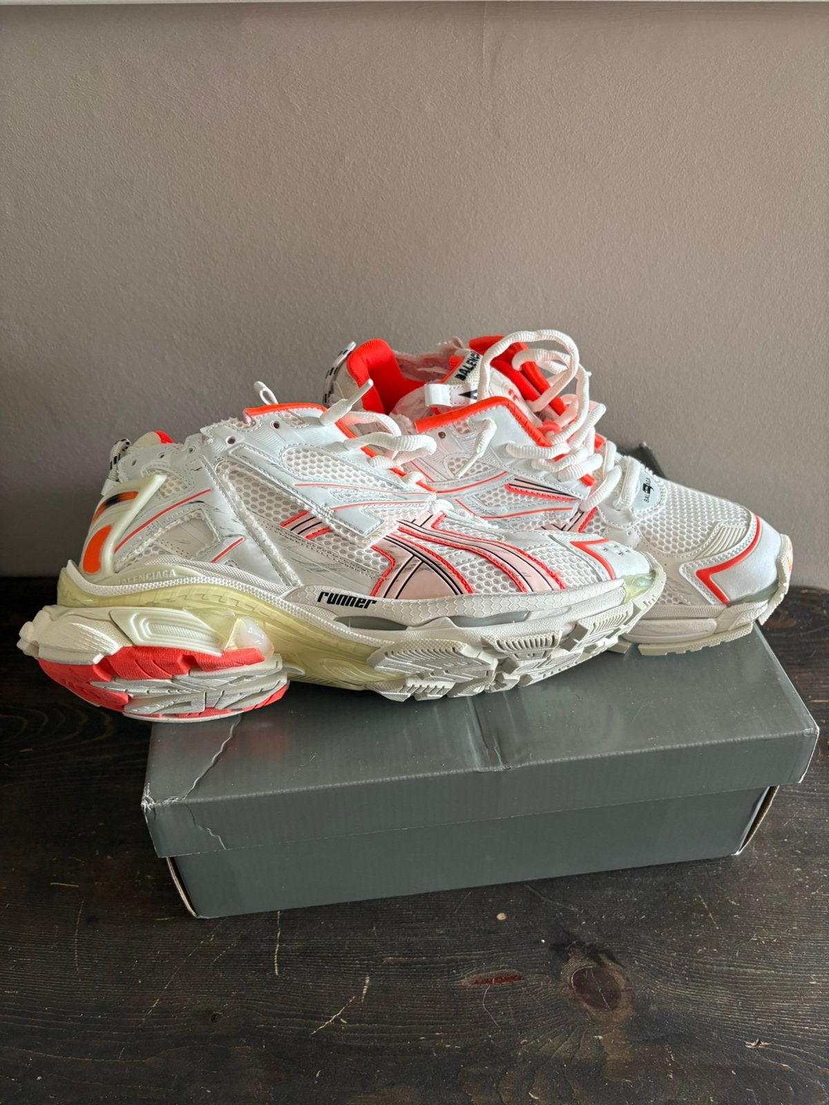 Balenciaga runner, Kleding | Heren, Schoenen, Ophalen of Verzenden, Nieuw, Overige kleuren
