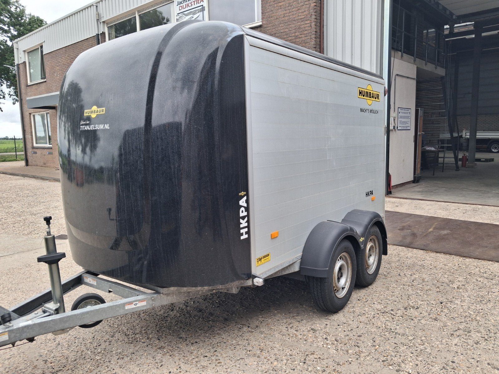 Humbaur Gesloten Aanhanger 2021 - Zo goed als nieuw, Auto diversen, Aanhangers en Bagagewagens, Ophalen, Zo goed als nieuw