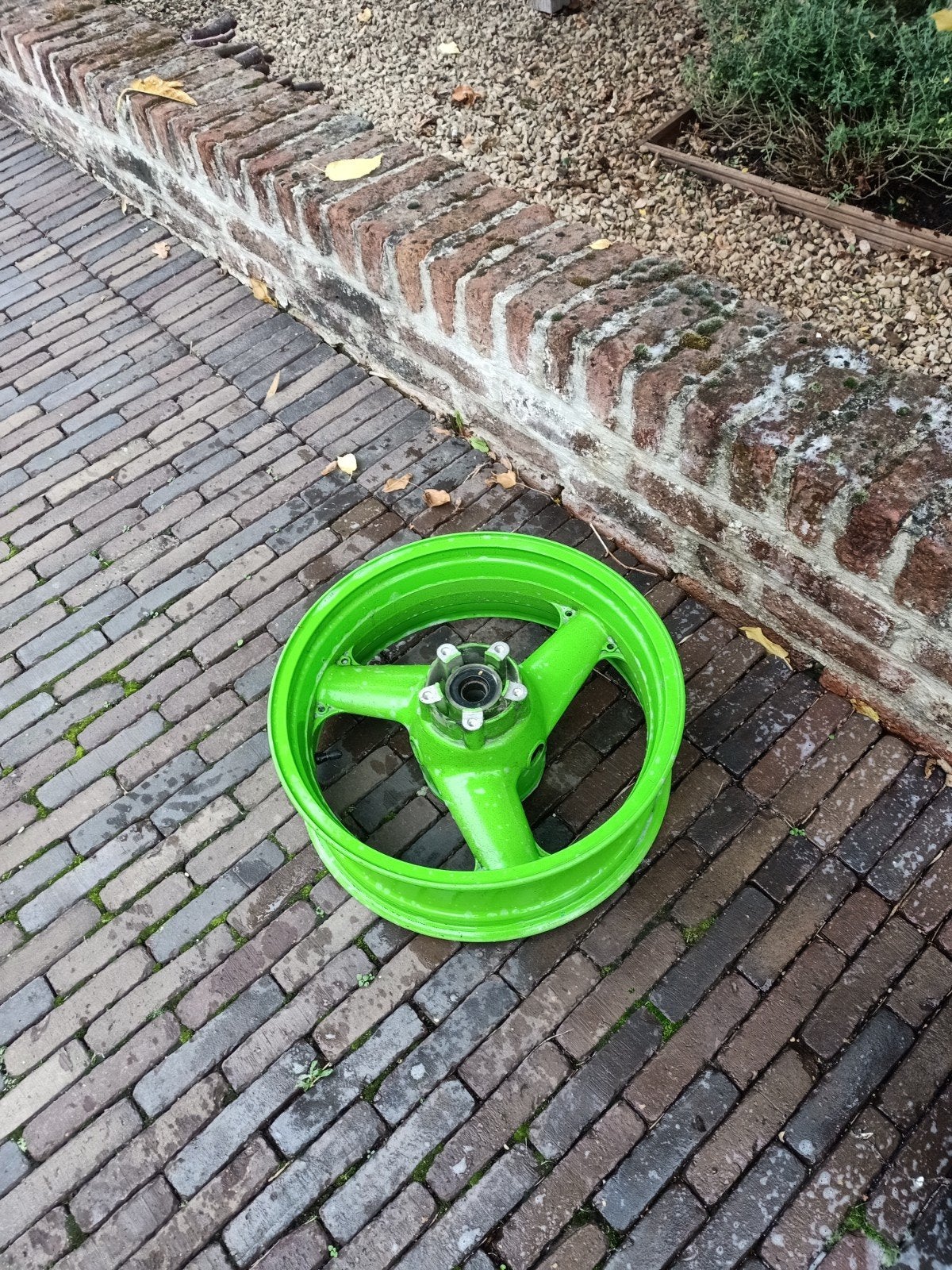 Achterwiel/achter velg. Van Kawasaki ZXR750 1992, Ophalen
