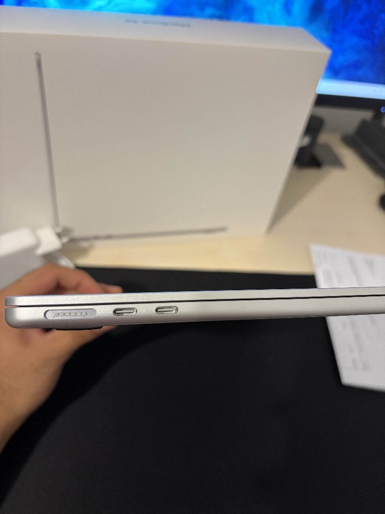 Foto 7 van Apple MacBook Air M4 2025 - Zo goed als nieuw