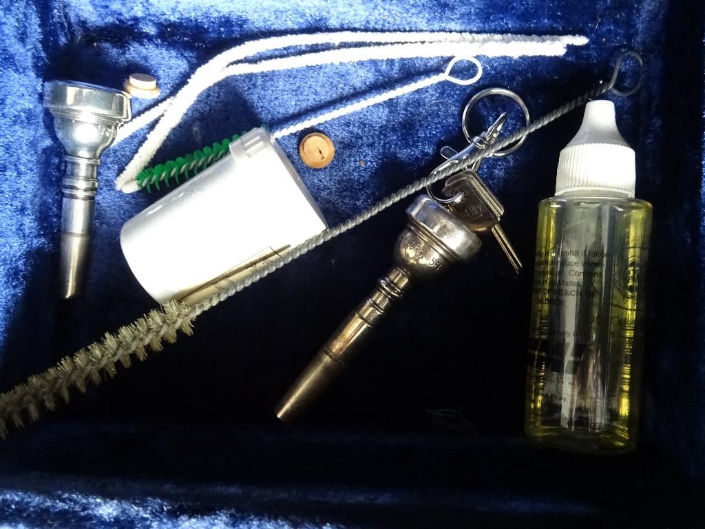 Cornet, Muziek en Instrumenten, Ophalen, Gebruikt, Overige typen, Met koffer