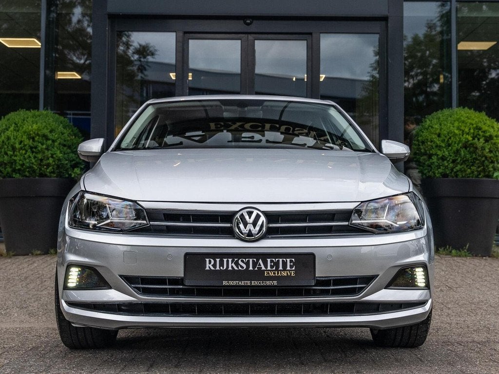 Volkswagen Polo 1.0 TSI Highline|CARPLAY|CRUISE|AIRCO|18'', Auto's, Volkswagen, Voorwielaandrijving, Stof, Gebruikt, Bedrijf