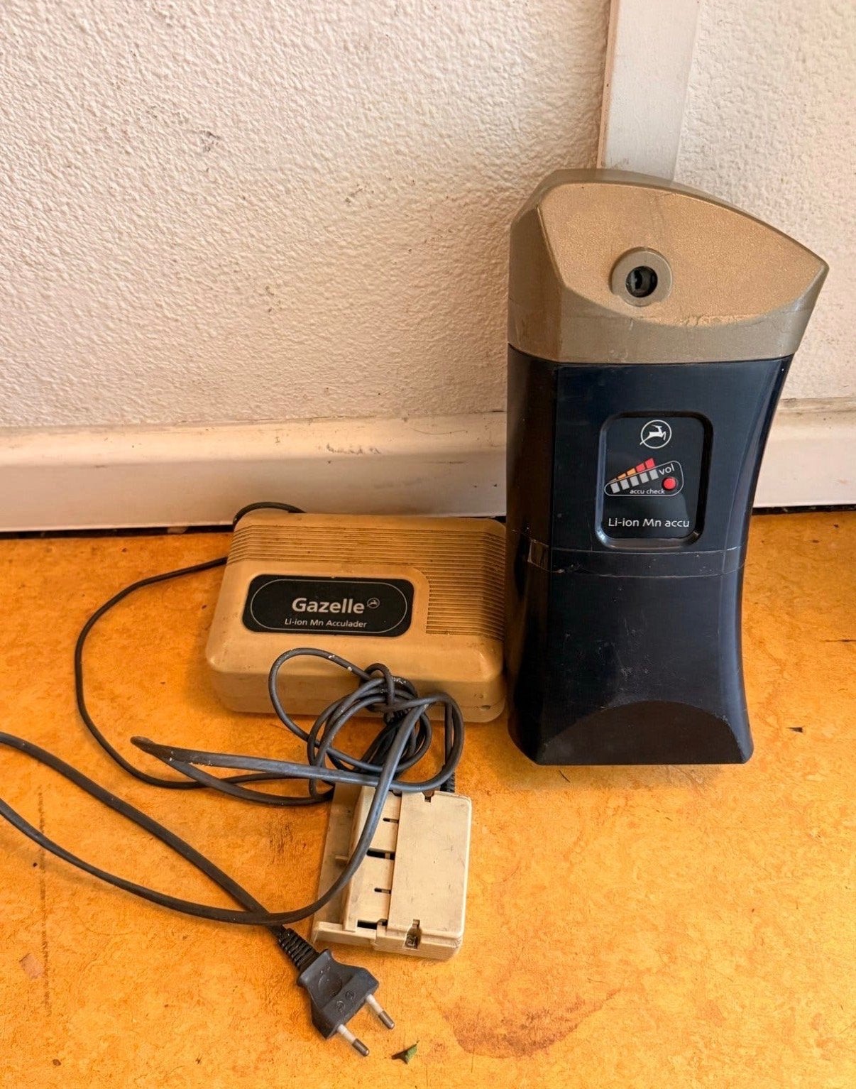 Gazelle Li-ion Mn Acculader met Accu, Gebruikt