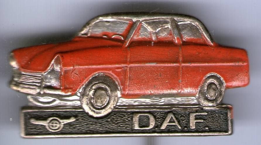 DAF D.A.F. 600 van Doorne rood auto speldje ( E_201), Verzenden, Zo goed als nieuw, Transport, Speldje of Pin