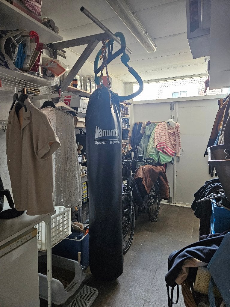 Bokszak 1.80 + Muursteun, Sport en Fitness, Ophalen, Zo goed als nieuw, Bokszak