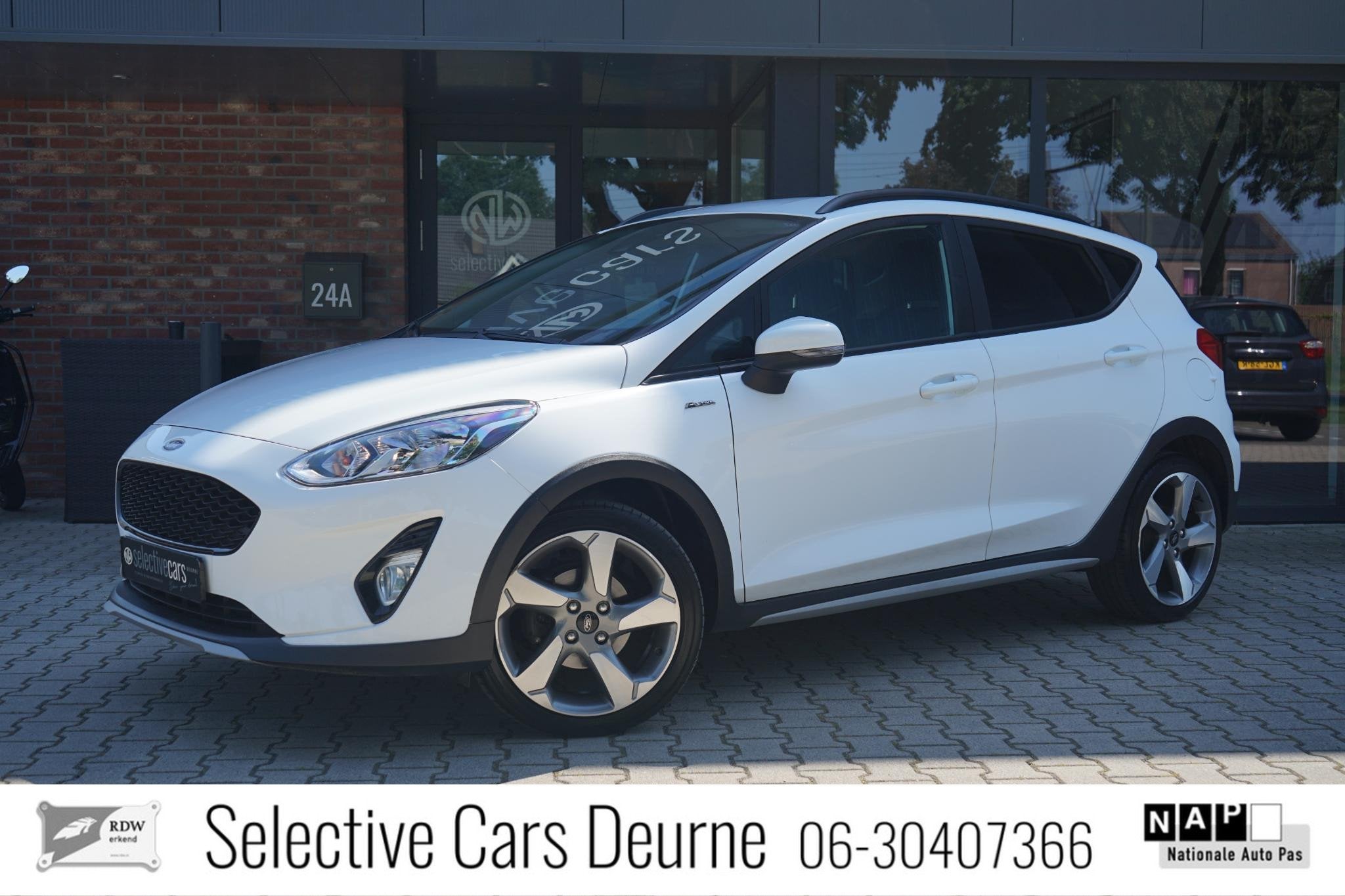 Ford Fiesta 1.0 EcoBoost Active , 17''Lm, Nieuwe Distributie, Auto's, Gebruikt, 635 kg, Wit, Bedrijf