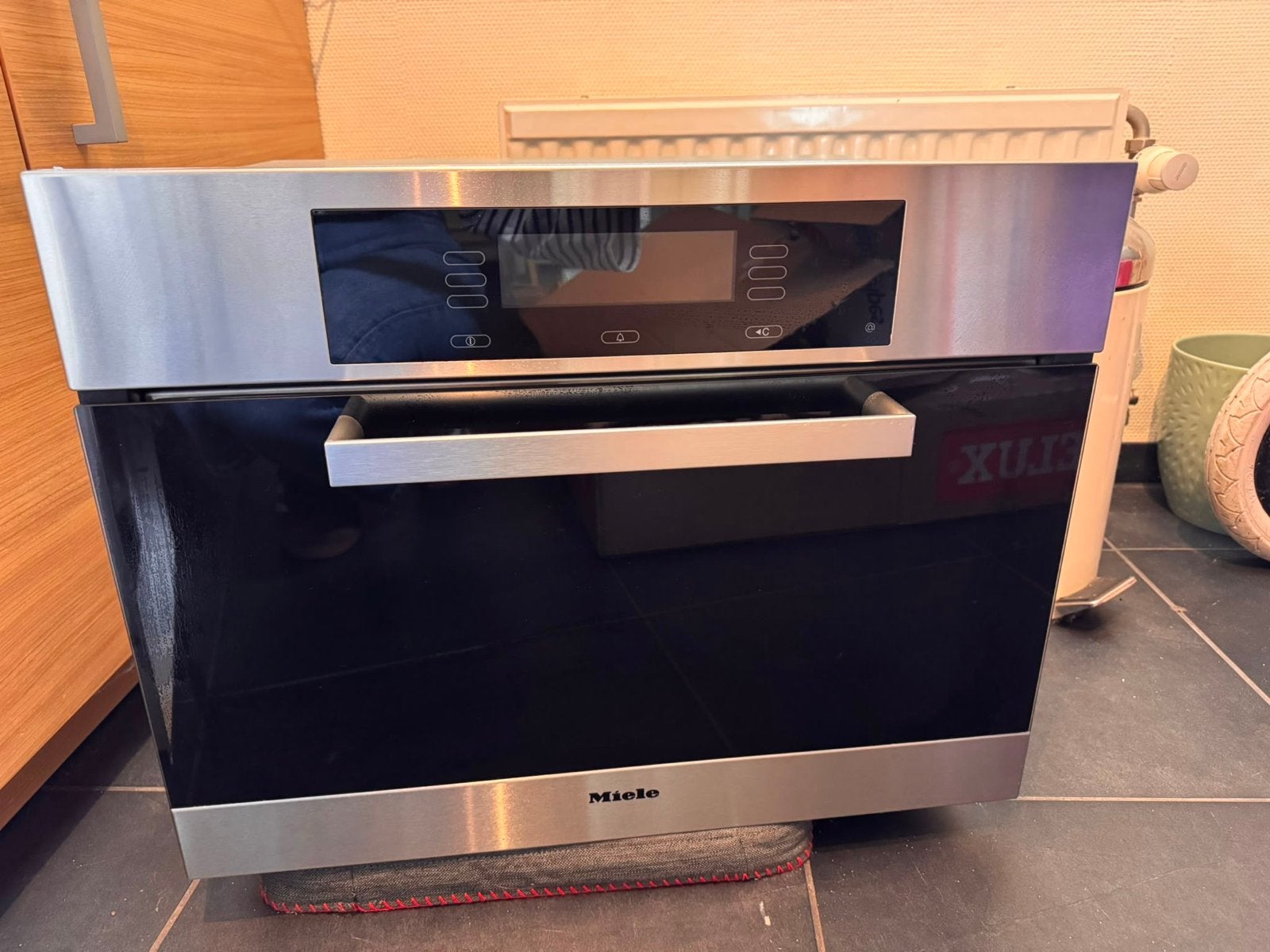 Miele Stoomoven DG 4080 in goede staat, Ophalen, Inbouw, Miele, Stoomoven