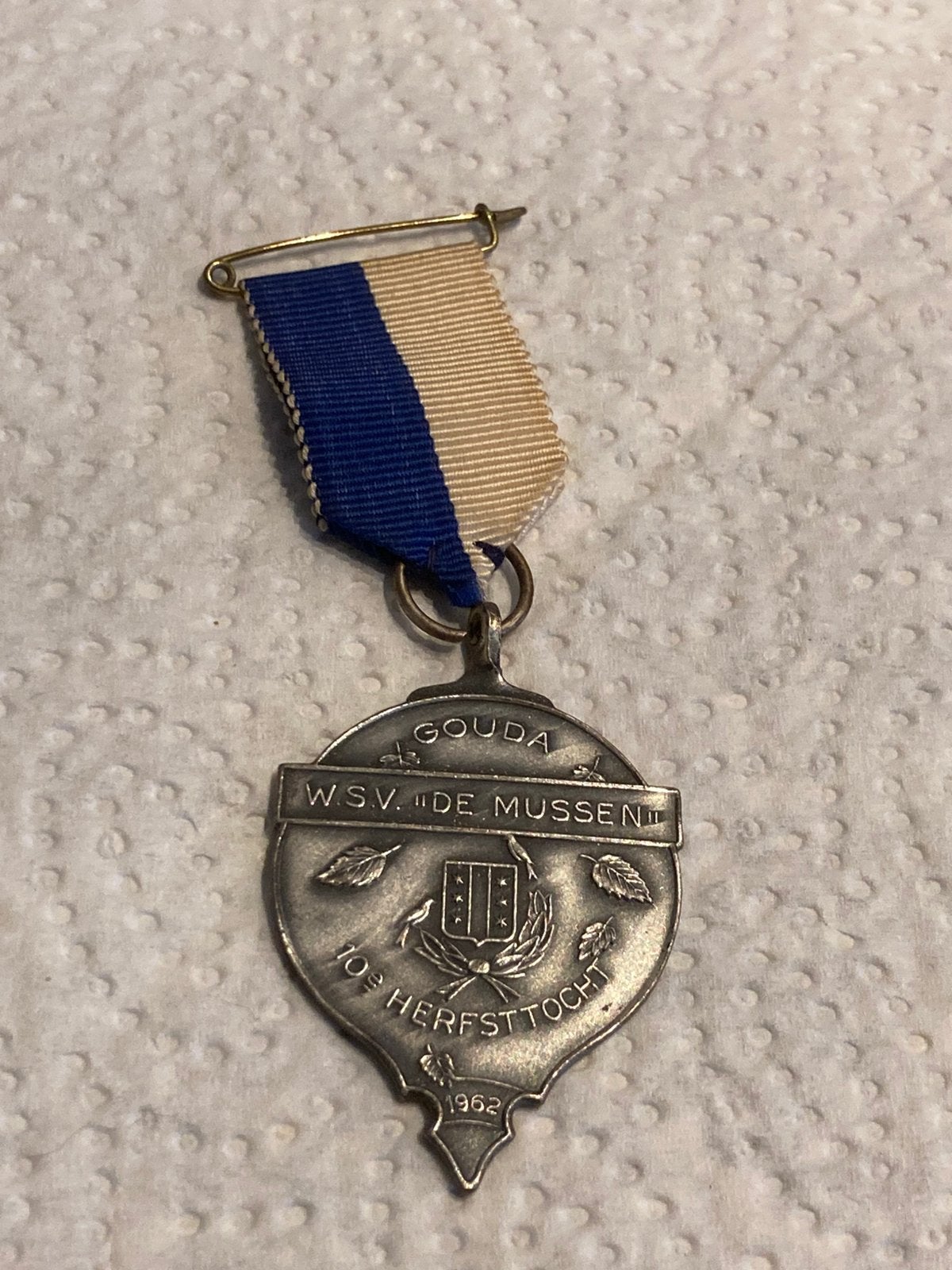 Medaille 1962 Gouda, Postzegels en Munten, Penningen en Medailles, Ophalen of Verzenden, Overige materialen