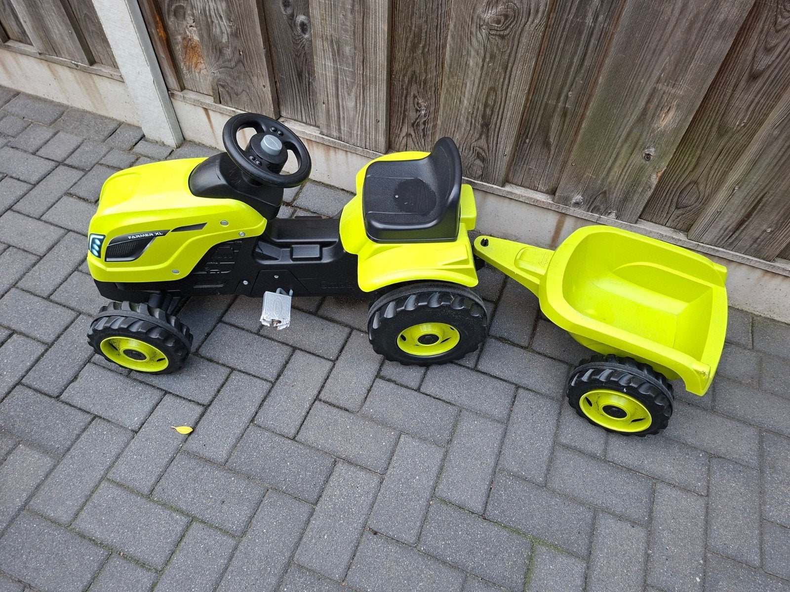 Smoby Traptractor met aanhanger - Gebruikt, Ophalen, Gebruikt
