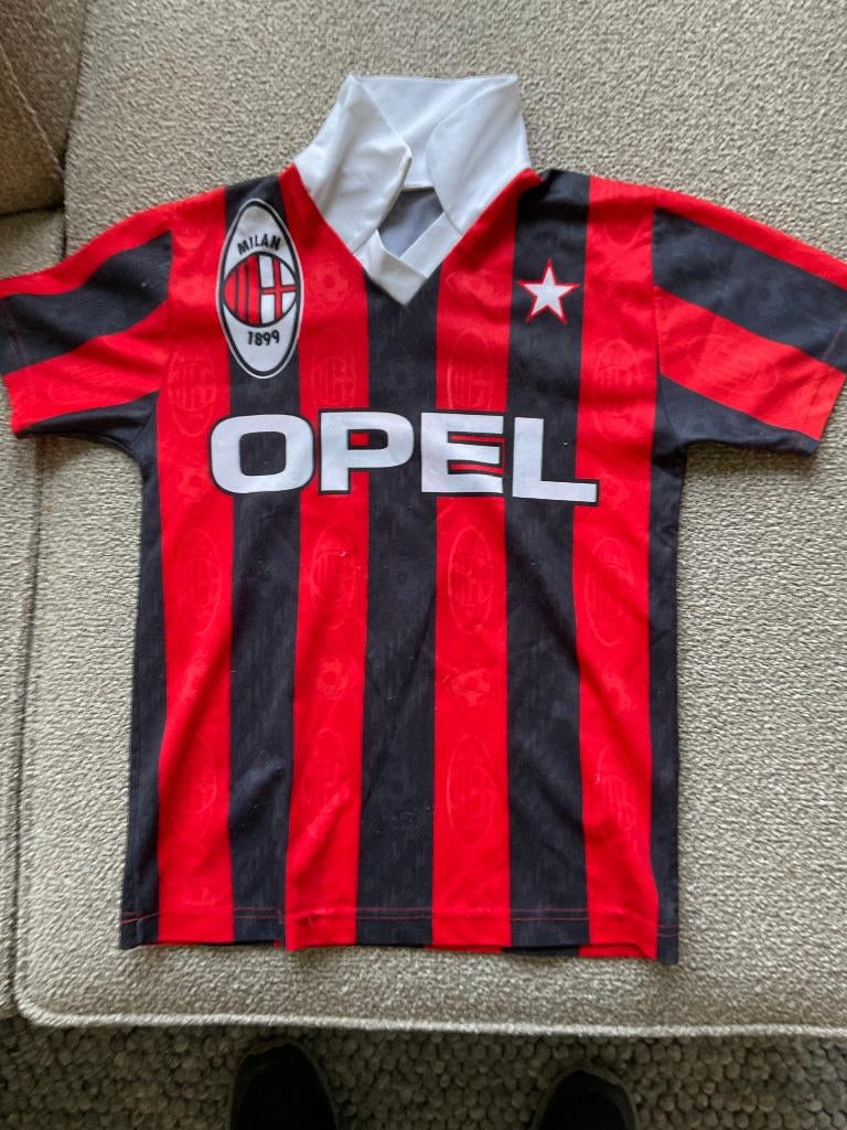 Voetbalshirt AC Milaan, Milan Savicevic maatje 128 Milan, Maat XS of kleiner, Ophalen of Verzenden, Gebruikt, Shirt