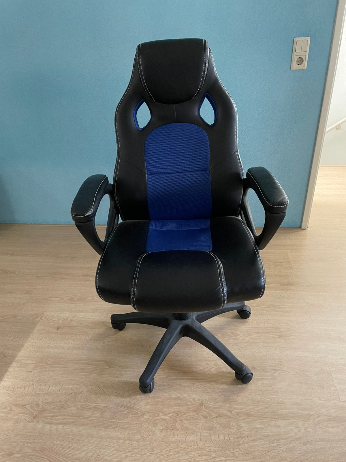 Game stoel, Huis en Inrichting, Bureaustoelen, Ophalen, Zo goed als nieuw, Blauw