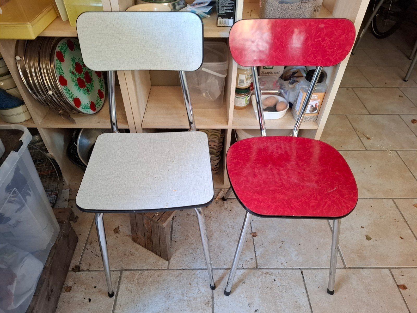Formica stoelen retro, Ophalen