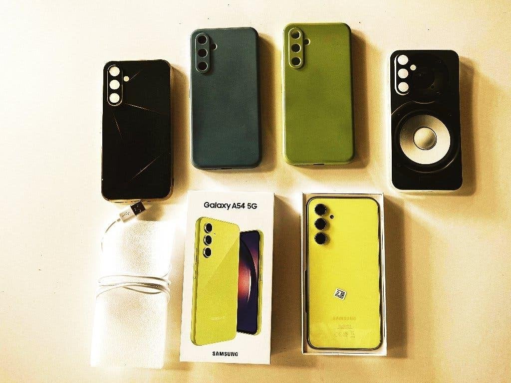 Samsung Galaxy A54 5G 128GB | Nieuwstaat | Doos + 4 hoesjes, Telecommunicatie, Mobiele telefoons | Samsung, Overige kleuren, Touchscreen