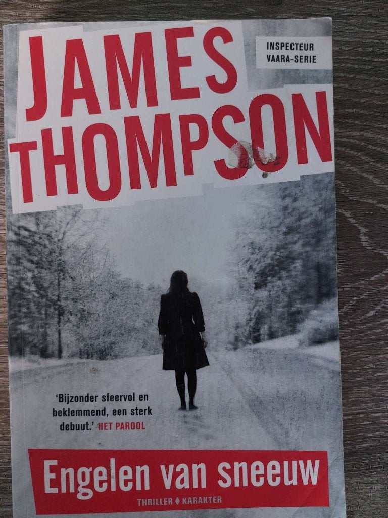 James Thompson - Engelen van sneeuw, Ophalen of Verzenden, Zo goed als nieuw, Scandinavië