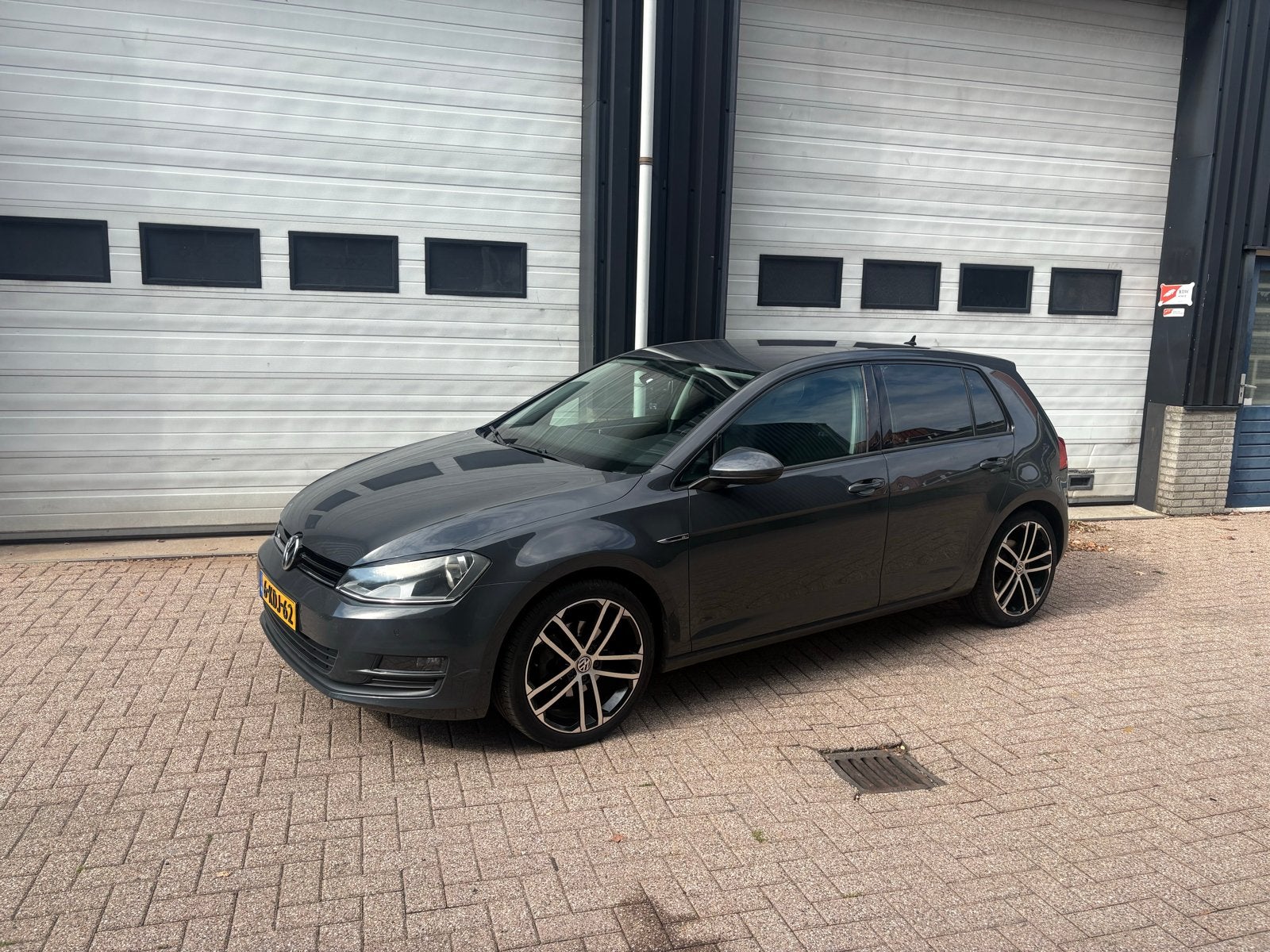 Volkswagen Golf 1.4 TSI 90KW 5D 2013 Grijs, Voorwielaandrijving, Stof, 4 cilinders, 620 kg