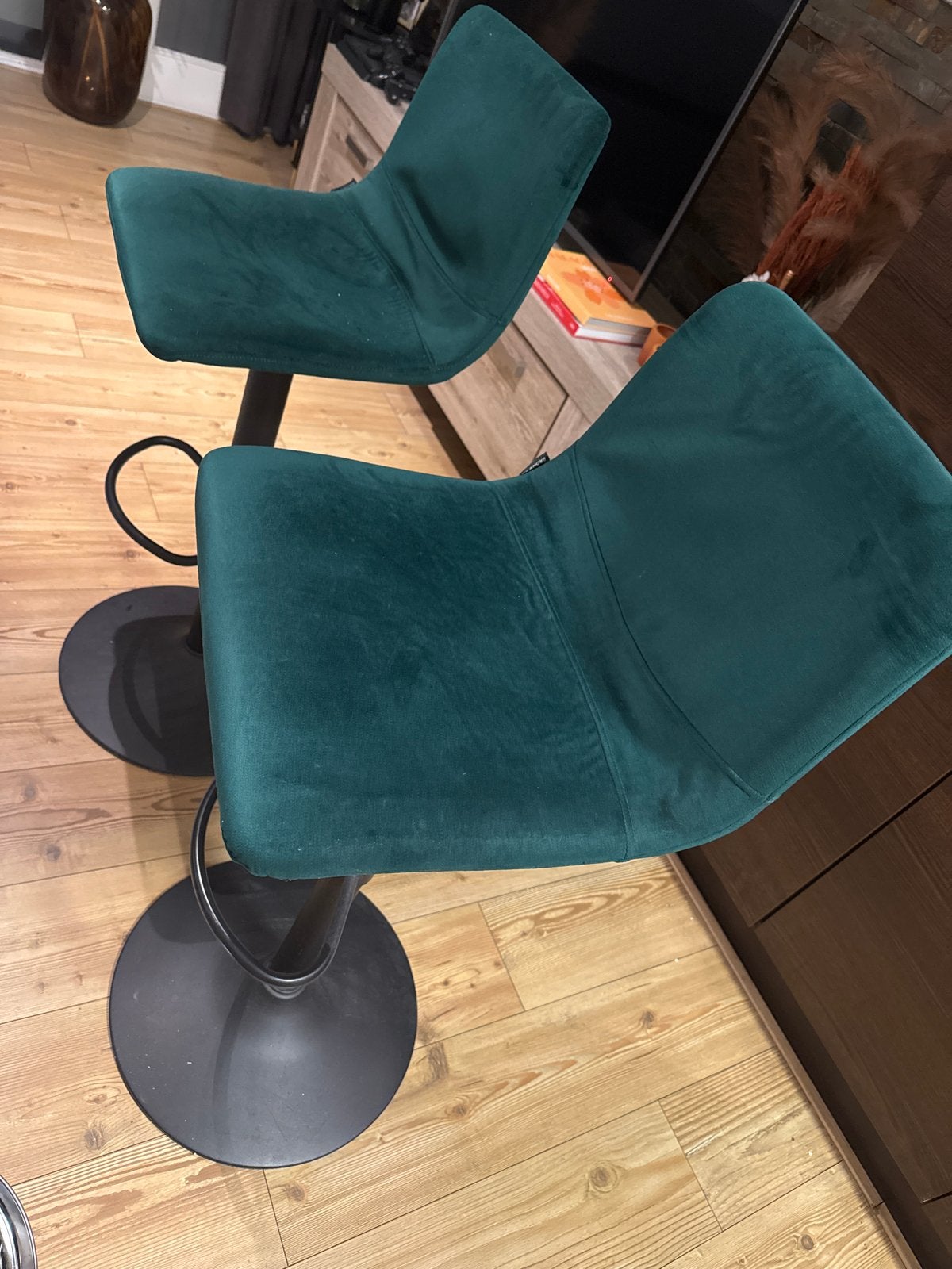 2 Groene Bronx71 barkrukken, verstelbaar en draaibaar, Huis en Inrichting, Ophalen, Gebruikt, In hoogte verstelbaar, 90 cm of meer