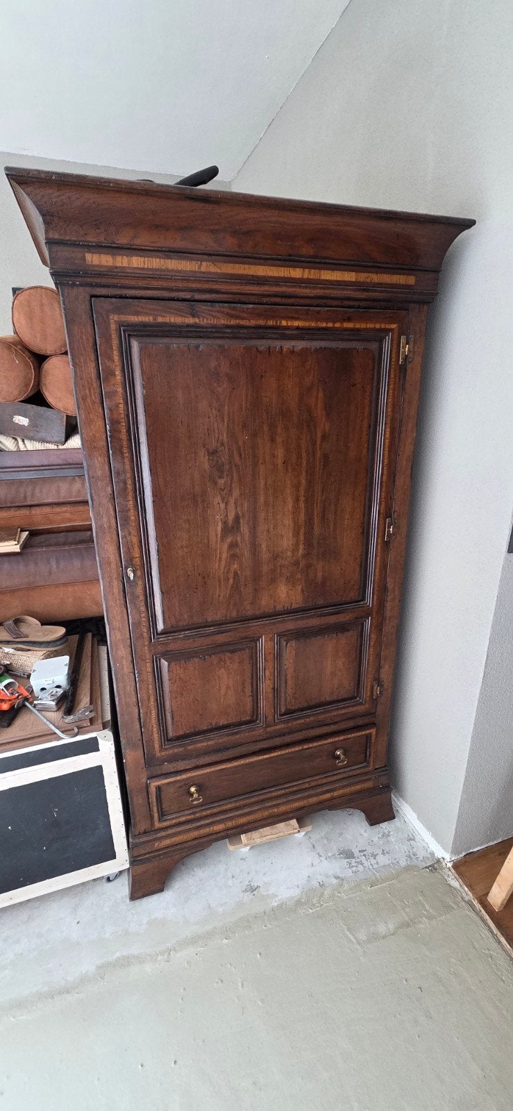 Mooie koloniale teak houten kast met planken en lade, Ophalen, Met deur(en), Teakhout, Zo goed als nieuw