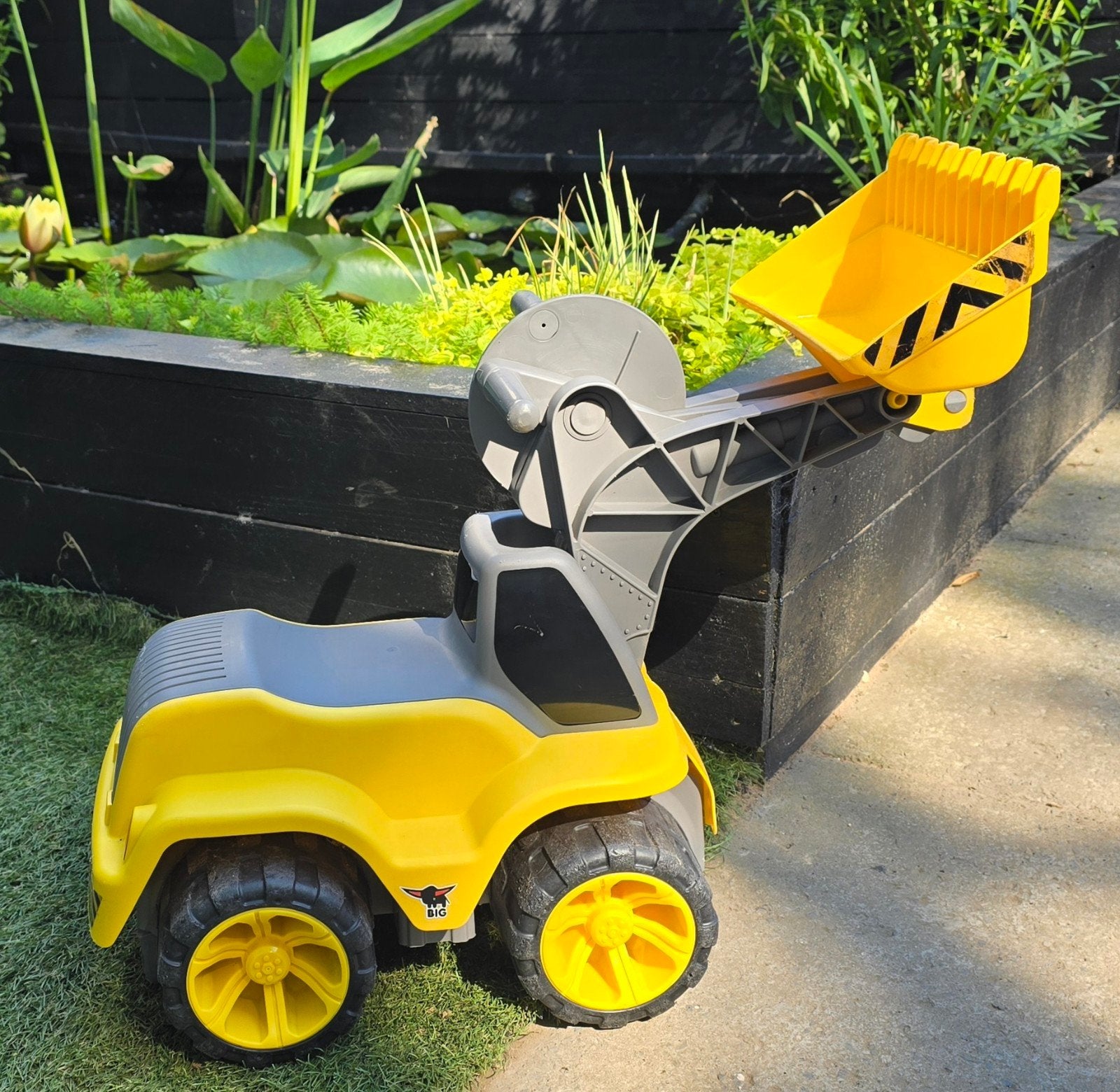 BIG Power Worker Maxi Digger - loopauto - Gele Graafmachine, Kinderen en Baby's, Speelgoed | Buiten | Voertuigen en Loopfietsen