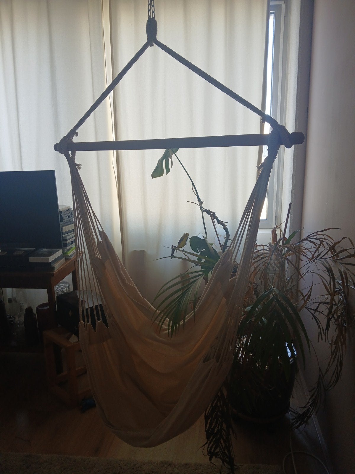 Super leuke hangstoel, Ophalen