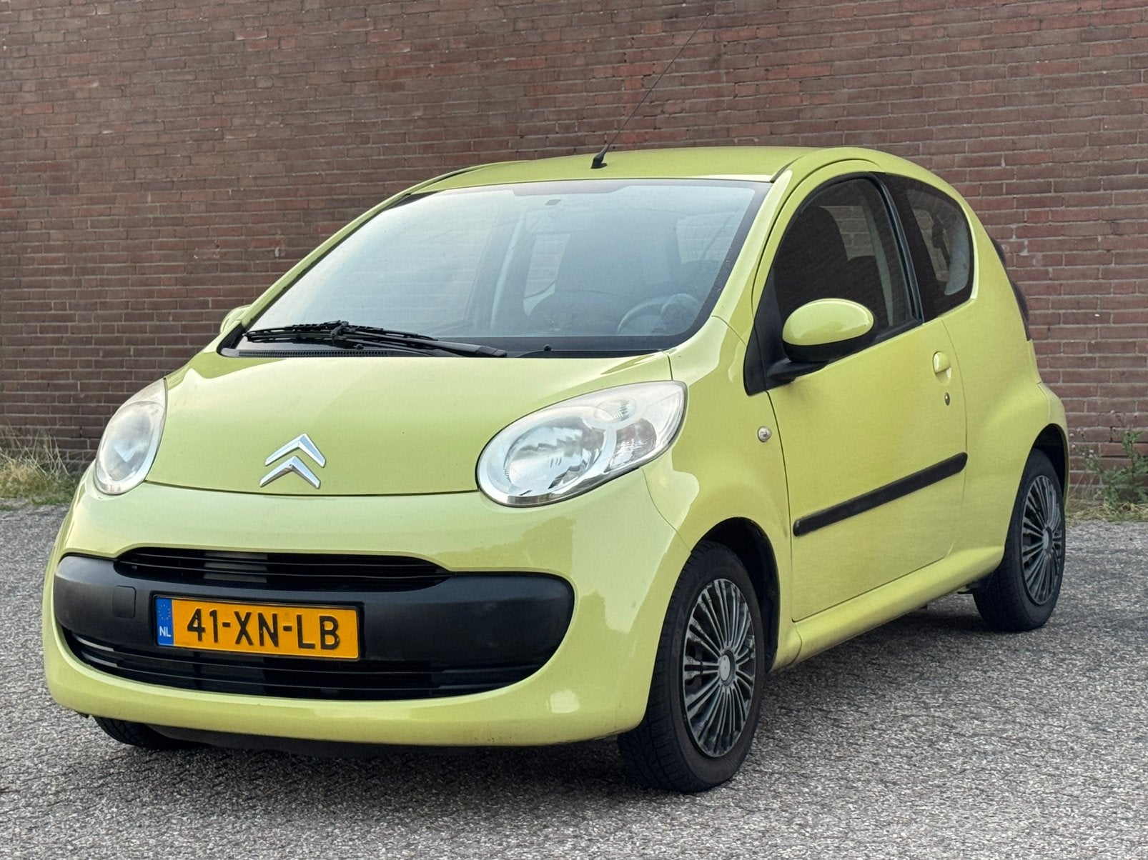 Citroën C1 127.000km geel/mintgroen NAP-pas 108/Aygo, Auto's, Citroën, Voorwielaandrijving, Stof, Zwart, 4 stoelen