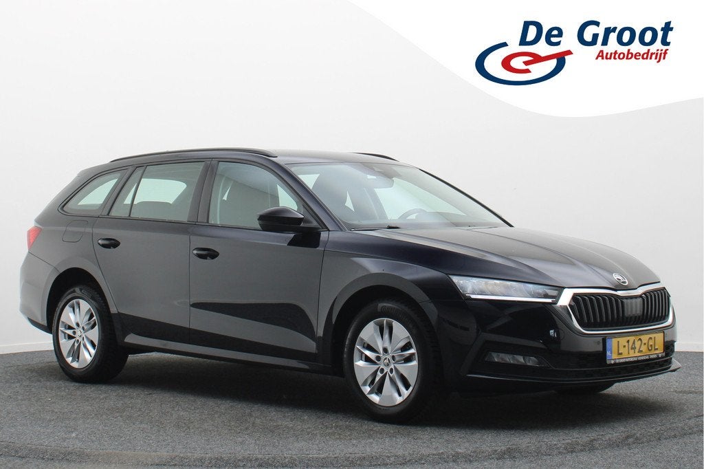 Skoda Octavia Combi 1.0 e-TSI DSG Business Edition Virtual C, Auto's, Skoda, Gebruikt, 3 cilinders, Onderhoudsboekje, 999 cc