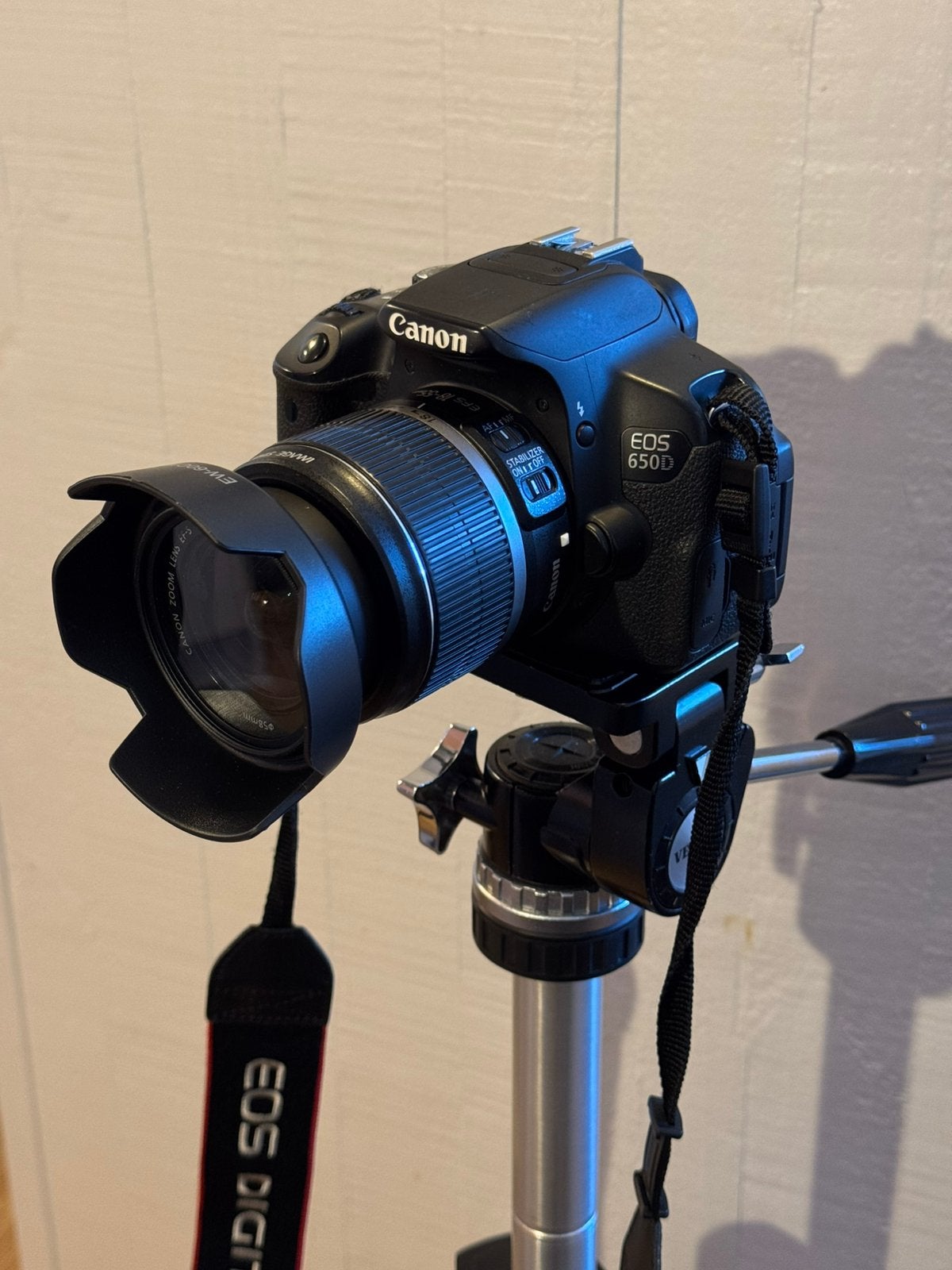 Canon EOS 650D + EF-S 18-55mm IS kit, complete set, like new, Audio, Tv en Foto, Spiegelreflex, Canon, 18 megapixels, Ophalen of Verzenden