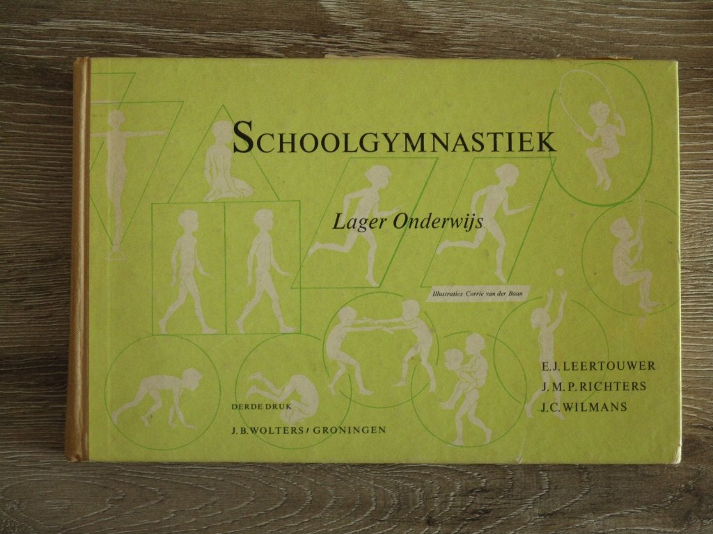 Schoolgymnastiek lager onderwijs - E.J. leertouwer / J.M.P, Ophalen of Verzenden, Gelezen, Watersport en Hengelsport
