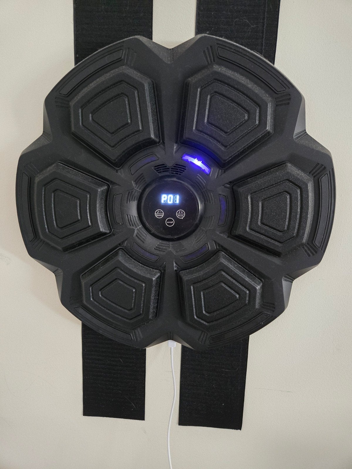 Slimme bokstrainer met MMA handschoenen, Ophalen of Verzenden, Zo goed als nieuw, Overige, Vechtsportmateriaal