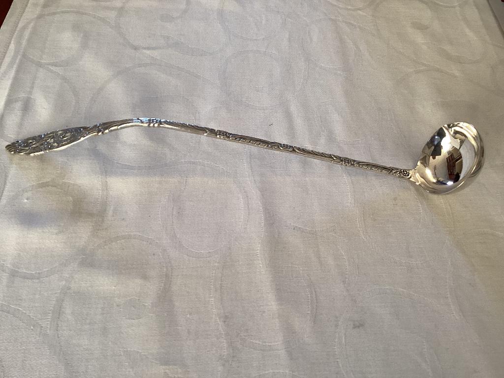 Sierlijke antieke lange verzilverde pollepel voor bowl/punch, Antiek en Kunst, Ophalen of Verzenden