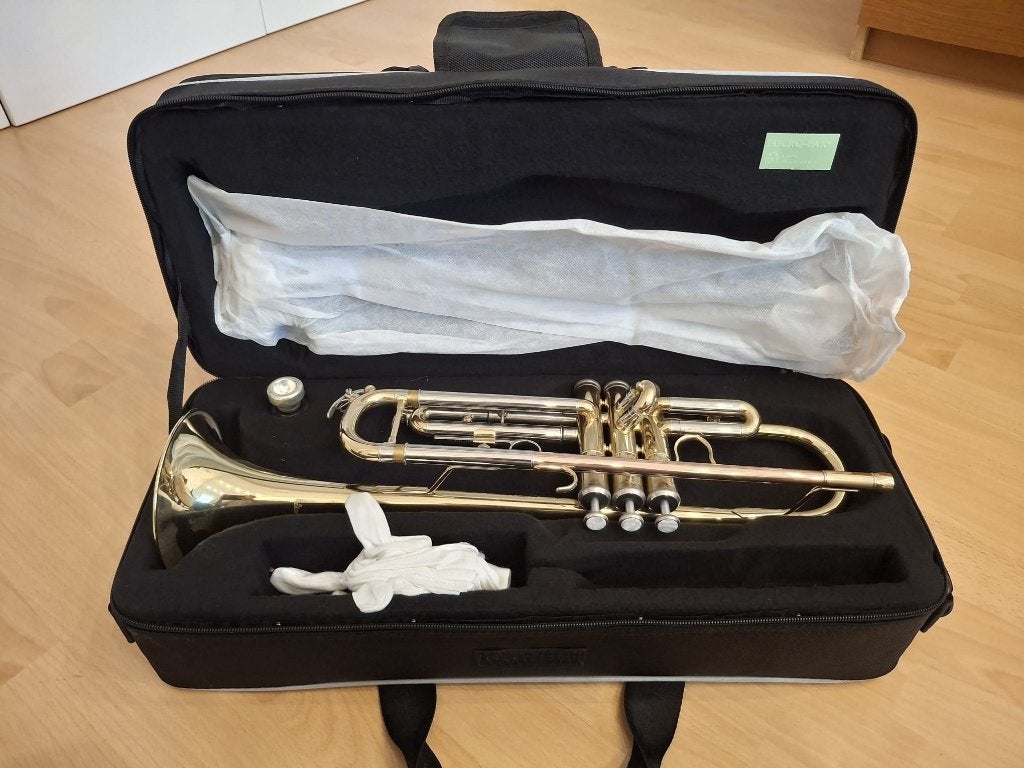 Startone STR-25 Bb- Trumpet Starter Set - zo goed als nieuw, Ophalen of Verzenden, Zo goed als nieuw, Bes-trompet, Met koffer