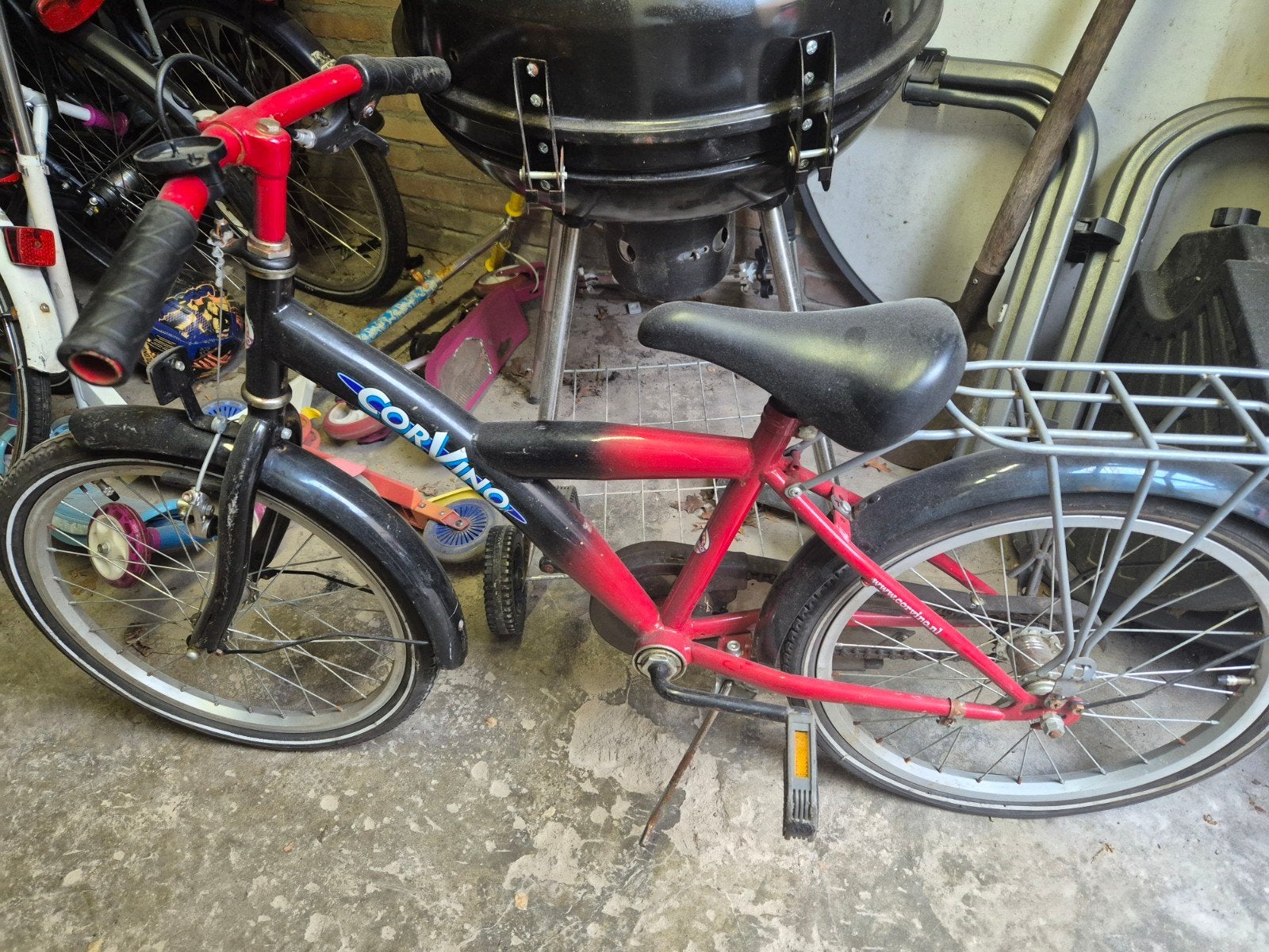 Corvino kinderfiets - Gebruikt maar goed voor een 2e ronde, Corvino, Velgrem, Ophalen of Verzenden, 16 tot 20 inch