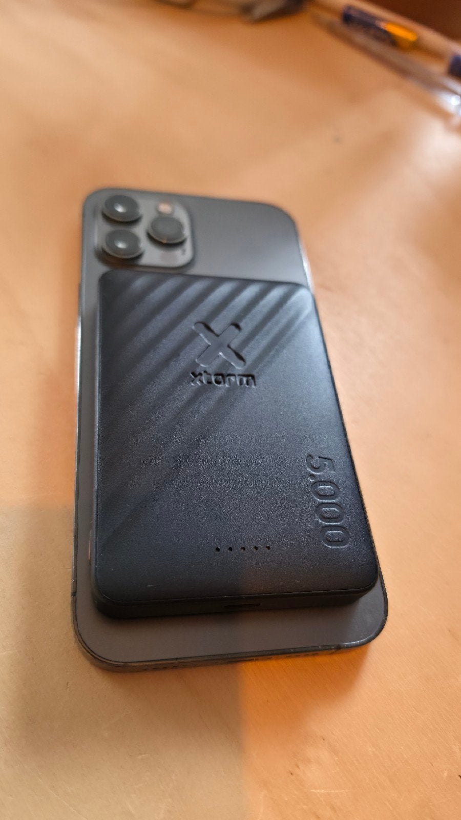 Xtorm Go2 Magnetische Draadloze Power Bank 5.000 mAh, Ophalen of Verzenden, Zo goed als nieuw, Xtorm