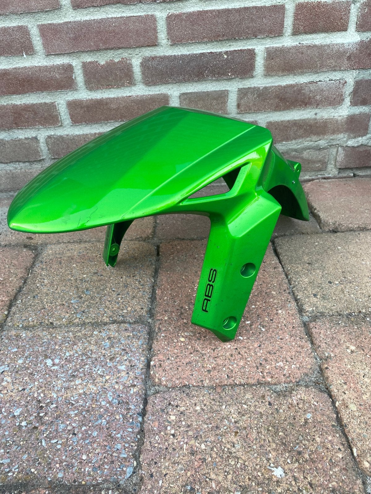 Kawasaki versys 650 voorspatbord met klein scheurtje, Ophalen of Verzenden