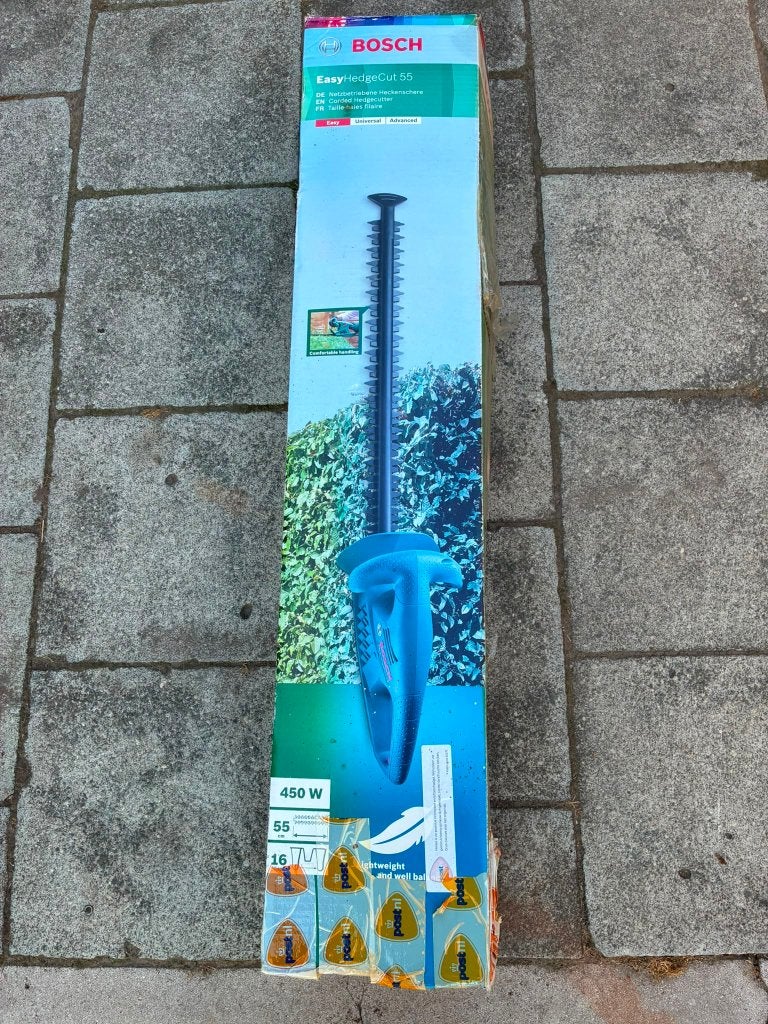 Bosch heggeschaar nieuw, Tuin en Terras, Ophalen of Verzenden, Nieuw, Elektrisch, Bosch, AEG
