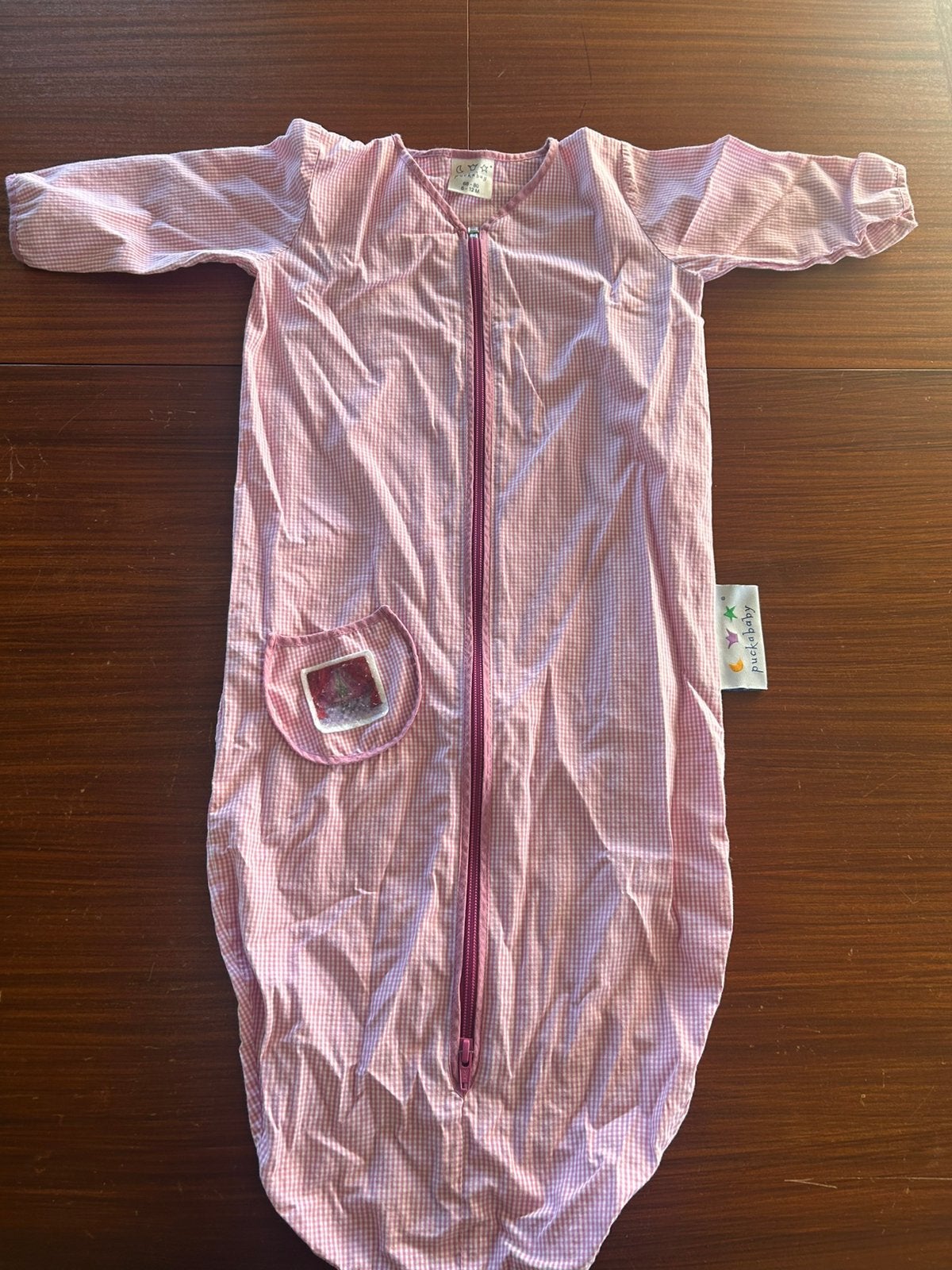 Puckababy slaapzak zomer voorjaar roze ruit 68-80 cm, Ophalen, Zo goed als nieuw, 100 cm of meer, Slaapzak