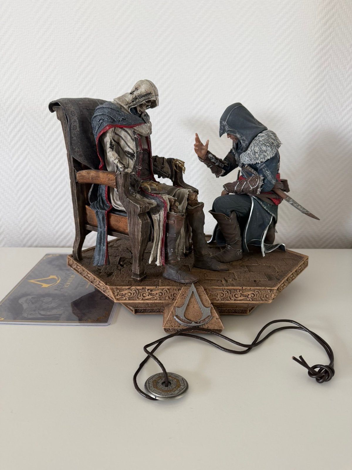 Assassin’s Creed Revelations RIP Diorama PureArts, Ophalen, Zo goed als nieuw