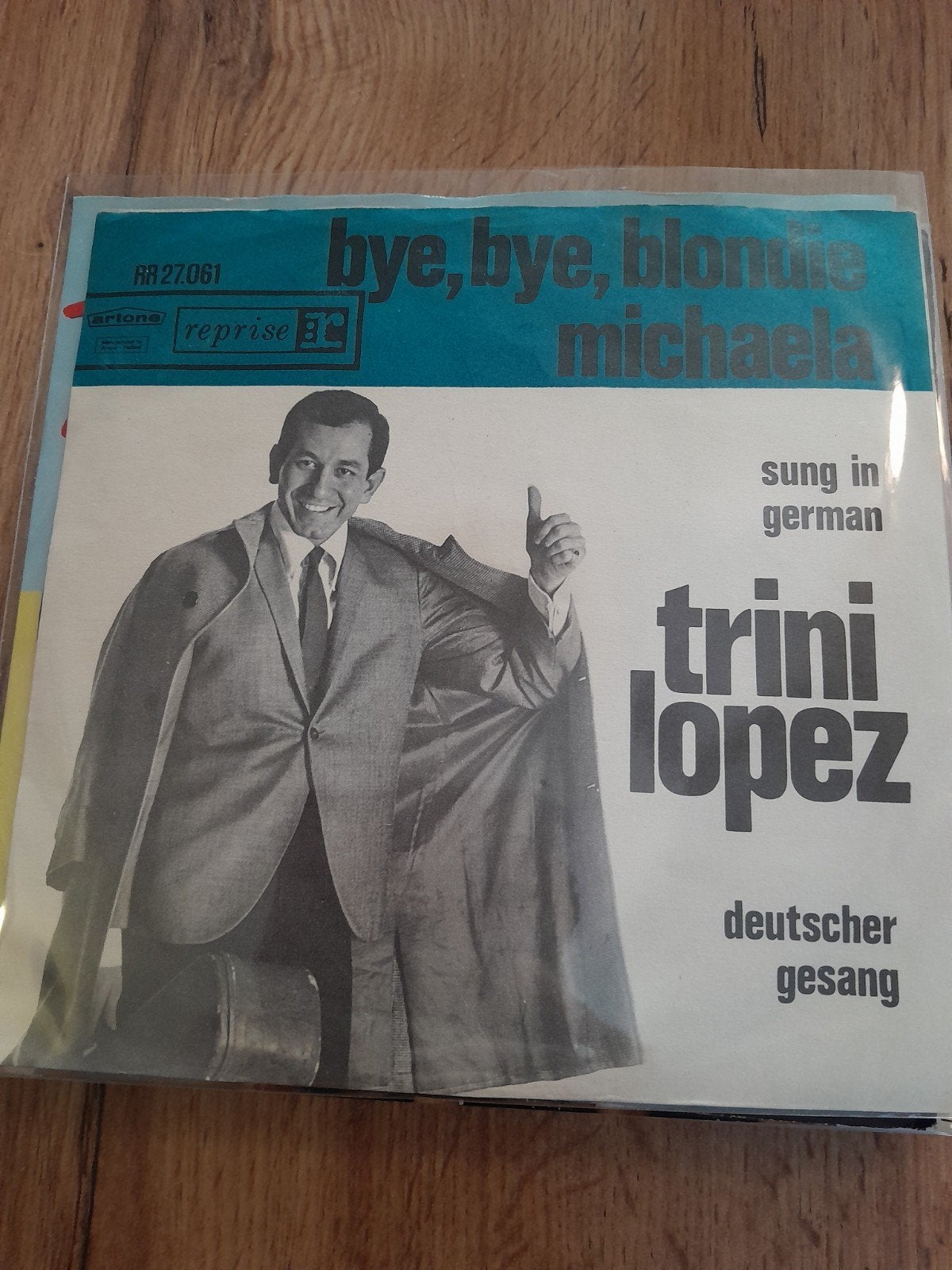 Trini lopez 7inch bye bye blondie, Ophalen of Verzenden, Zo goed als nieuw, Pop