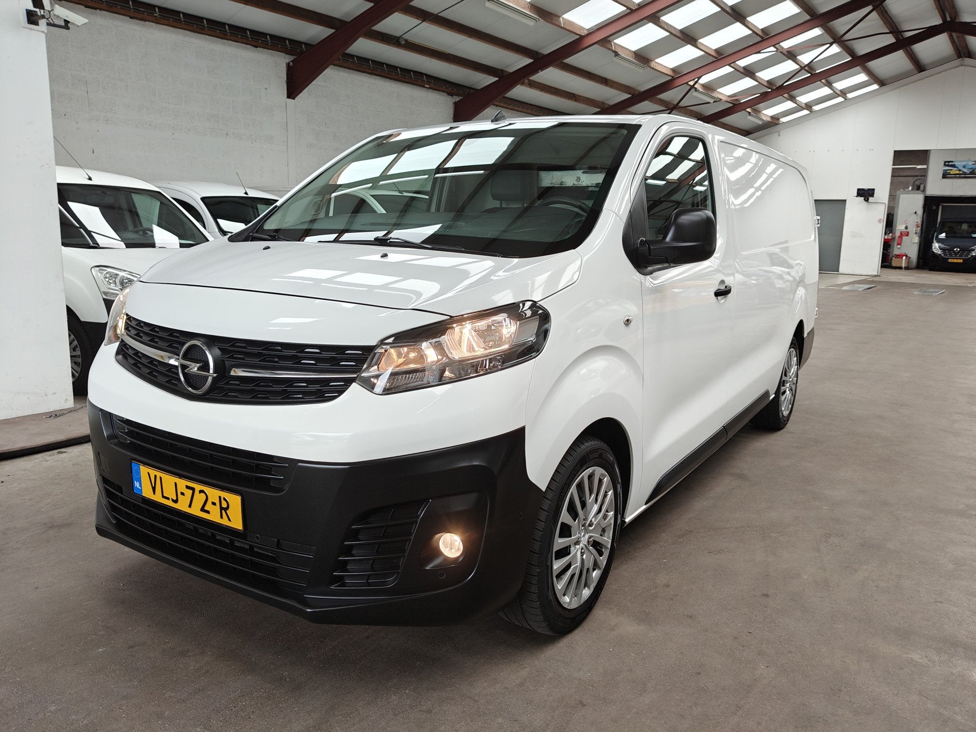 Opel Vivaro 2.0 CDTI L3 Edition (bj 2021), Voorwielaandrijving, Dealer onderhouden, Gebruikt, 4 cilinders