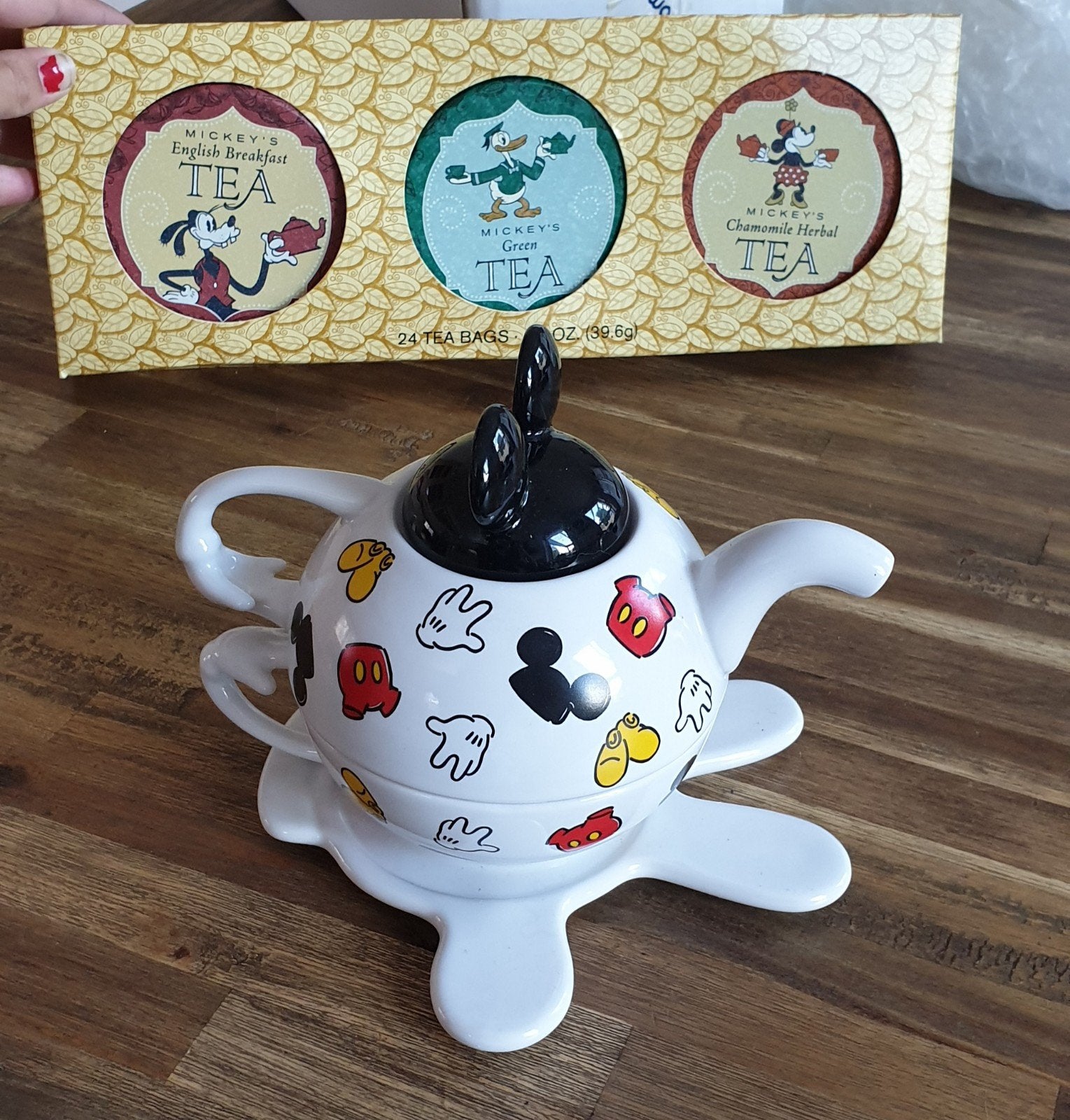 Limited edition tea for one set mickey mouse met thee nieuw, Verzamelen, Ophalen of Verzenden, Mickey Mouse, Nieuw