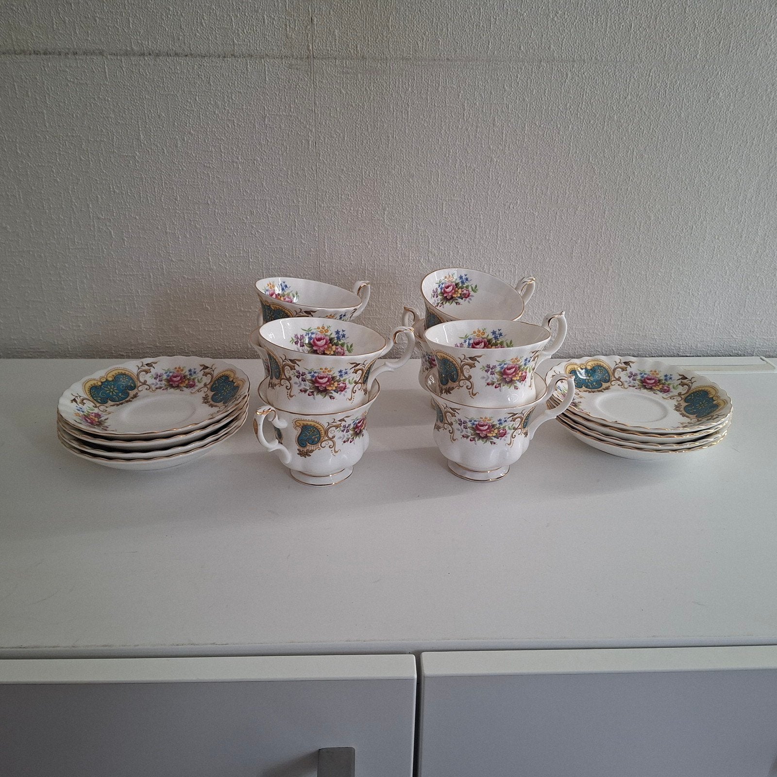 Royal Albert Berkeley 8 theekopjes en 8 schotels set, Ophalen of Verzenden