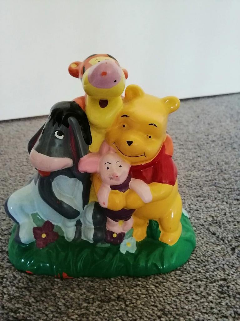 Winnie de Pooh met zijn vriendjes spaarpot, Verzamelen, Ophalen of Verzenden, Steen, Aardewerk of Keramiek, Dier