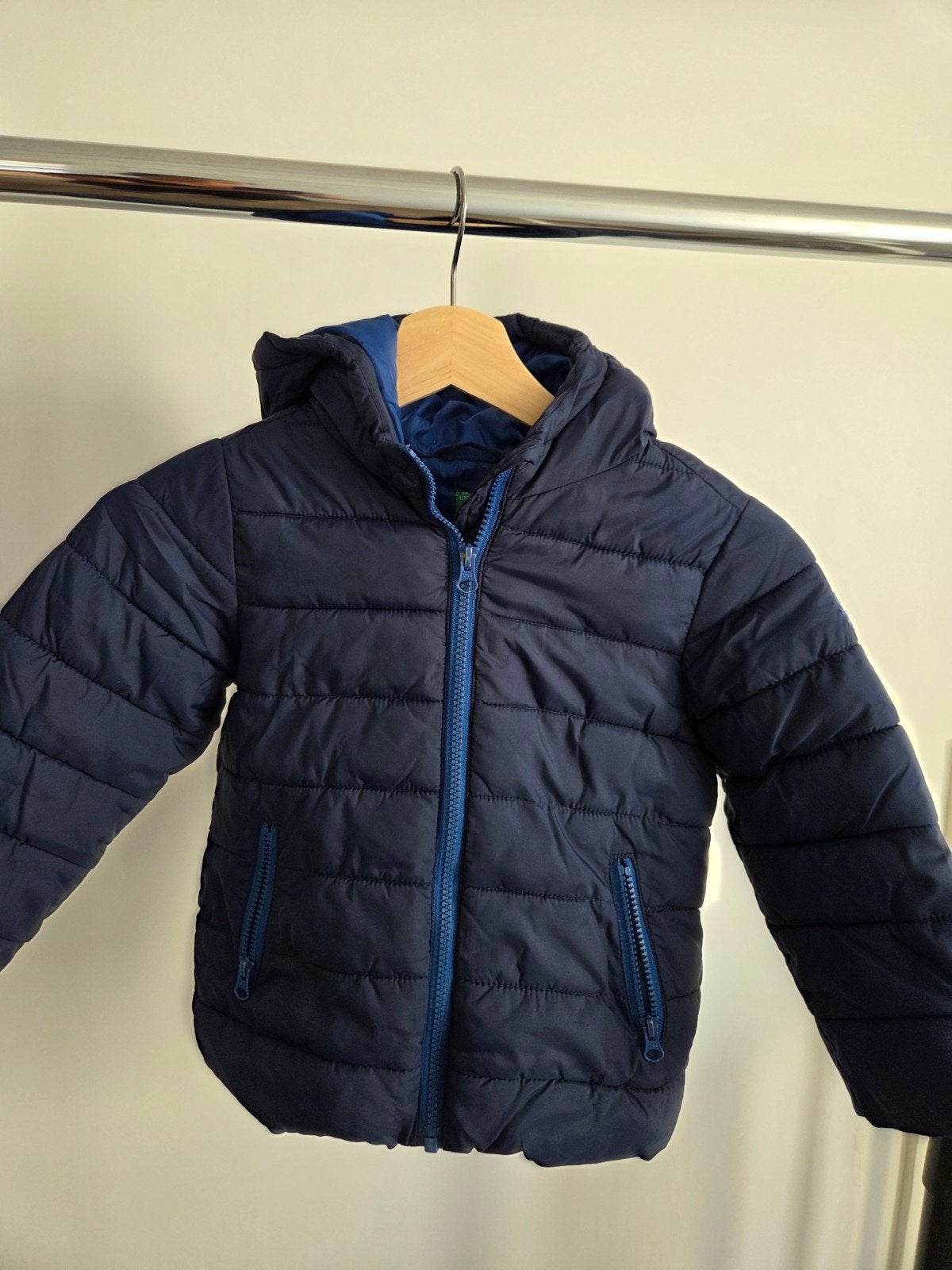 Benetton jongens jas maat 104 (3-4 jaar), Kinderen en Baby's, United Colors of Benetton, Ophalen of Verzenden, Zo goed als nieuw