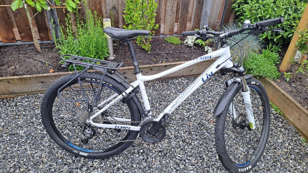Giant Liv Tempt 3 Mountainbike Dames - Zo goed als nieuw, Fietsen en Brommers, Fietsen | Mountainbikes en ATB, Ophalen, Hardtail